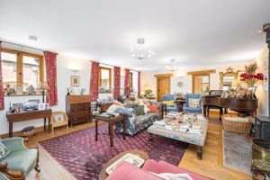 Sitting Room- click for photo gallery